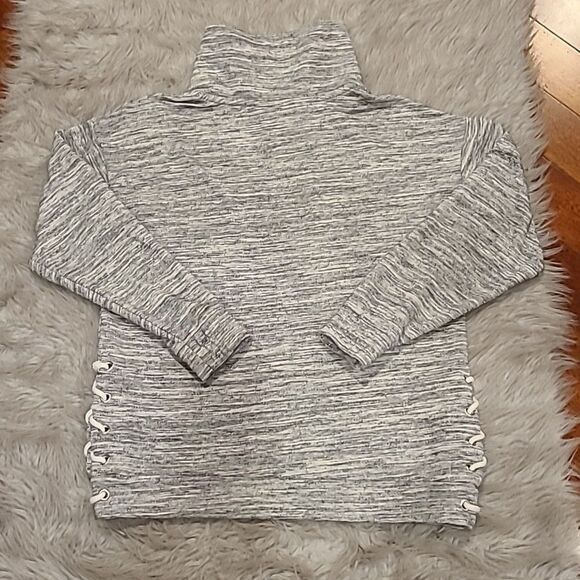 Pink by victoria secret gray quarter zip swtmeatshirt with lace up sides size xs - Picture 6 of 6